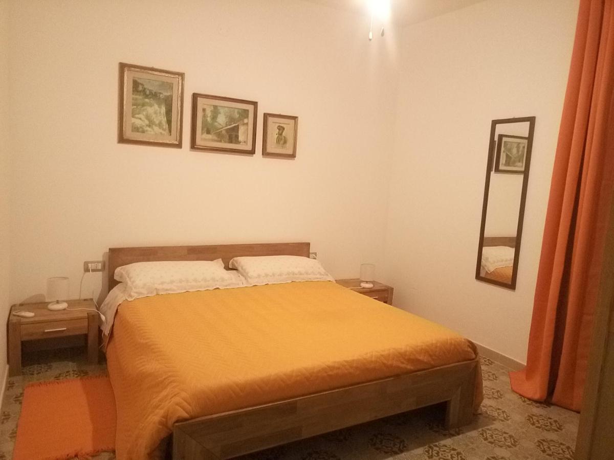 I Tre Scalini Bed & Breakfast Stintino Bagian luar foto