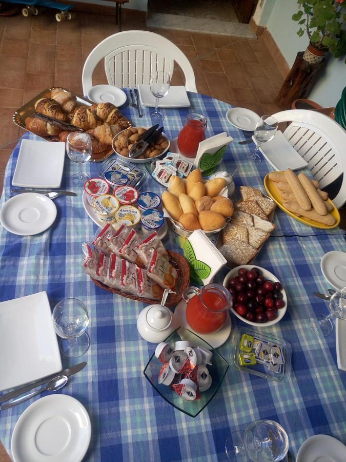 I Tre Scalini Bed & Breakfast Stintino Bagian luar foto