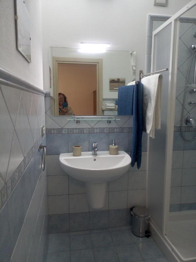 I Tre Scalini Bed & Breakfast Stintino Bagian luar foto